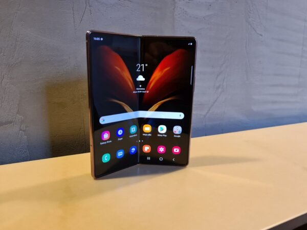 Samsung Galaxy Z Fold2 - Image 2